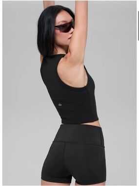 ALO Black Goddess Ribbed Go-To Tank. Size Small.